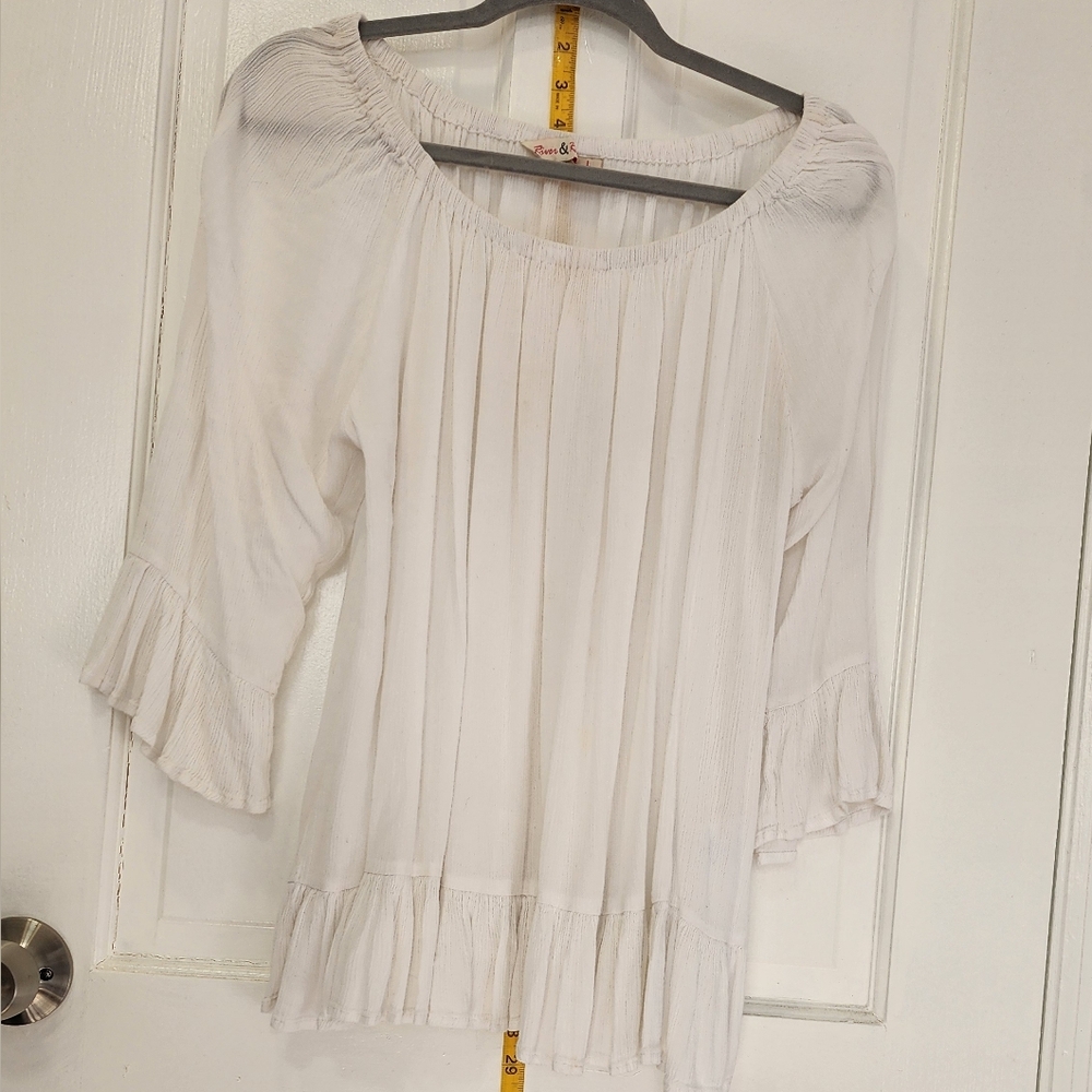 Chic White Blouse with Ruffle Sleeves